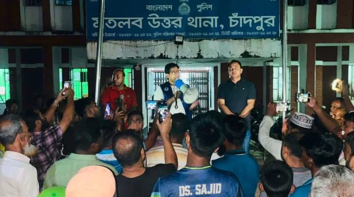 চাঁদপুরে কিশোর গ্যাংবিরোধী অভিযানে আটক ৩৭০
