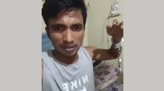 হাতকড়াসহ পালিয়ে ফেসবুক লাইভে আসামি, চলছে পুলিশের অভিযান