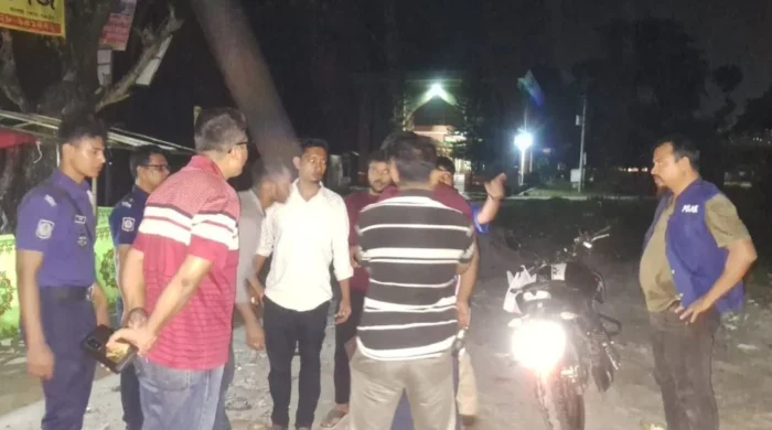 কুমিল্লায় কিশোর গ্যাংবিরোধী অভিযানে আটক ৩৭৯