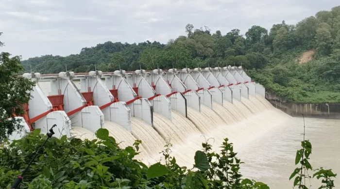 আট দিন পানি ছাড়ার পর বন্ধ কাপ্তাইয়ের ১৬ গেট