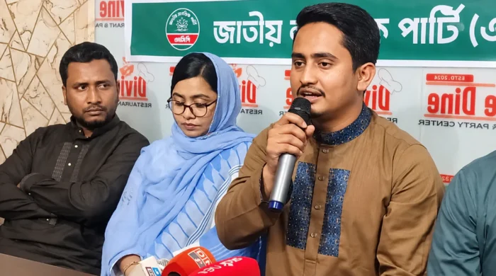 হাসিনা ফিরলে জুলাই শহীদ পরিবারই প্রতিরোধ গড়বে: সারজিস
