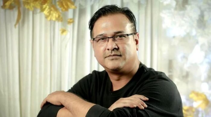 মগবাজারে আসিফ আকবরের গাড়ি লক্ষ্য করে গুলি