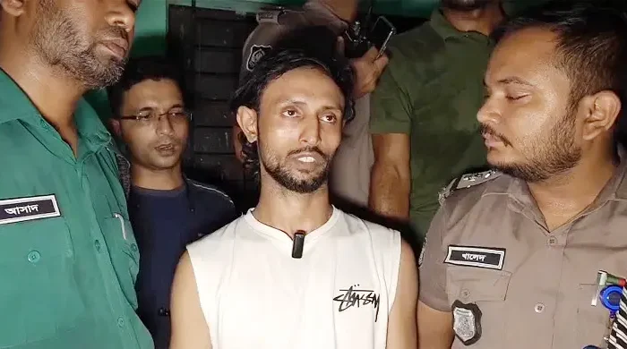 টঙ্গীতে বাড়িতে ইয়াবা তৈরির কারখানা, গ্রেপ্তার যুবক